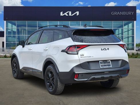 Certified 2025 Kia Sportage X-Pro AWD/4WD image 4