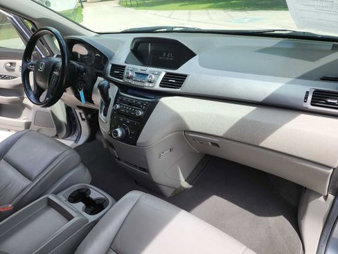 Used 2013 Honda Odyssey Touring image 39
