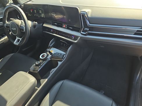Certified 2023 Kia Sportage EX AWD/4WD image 11