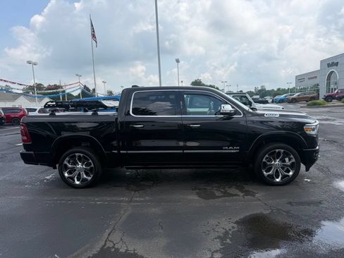 Used 2019 RAM 1500 Limited AWD/4WD image 2