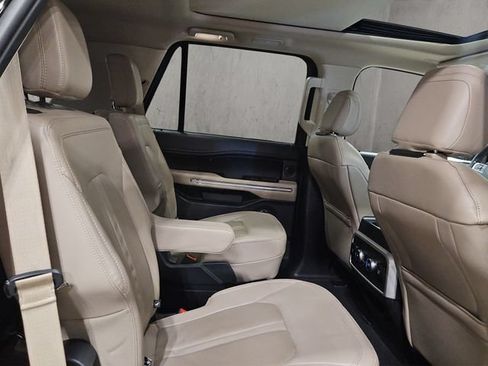 Used 2024 Ford Expedition Limited AWD/4WD image 21