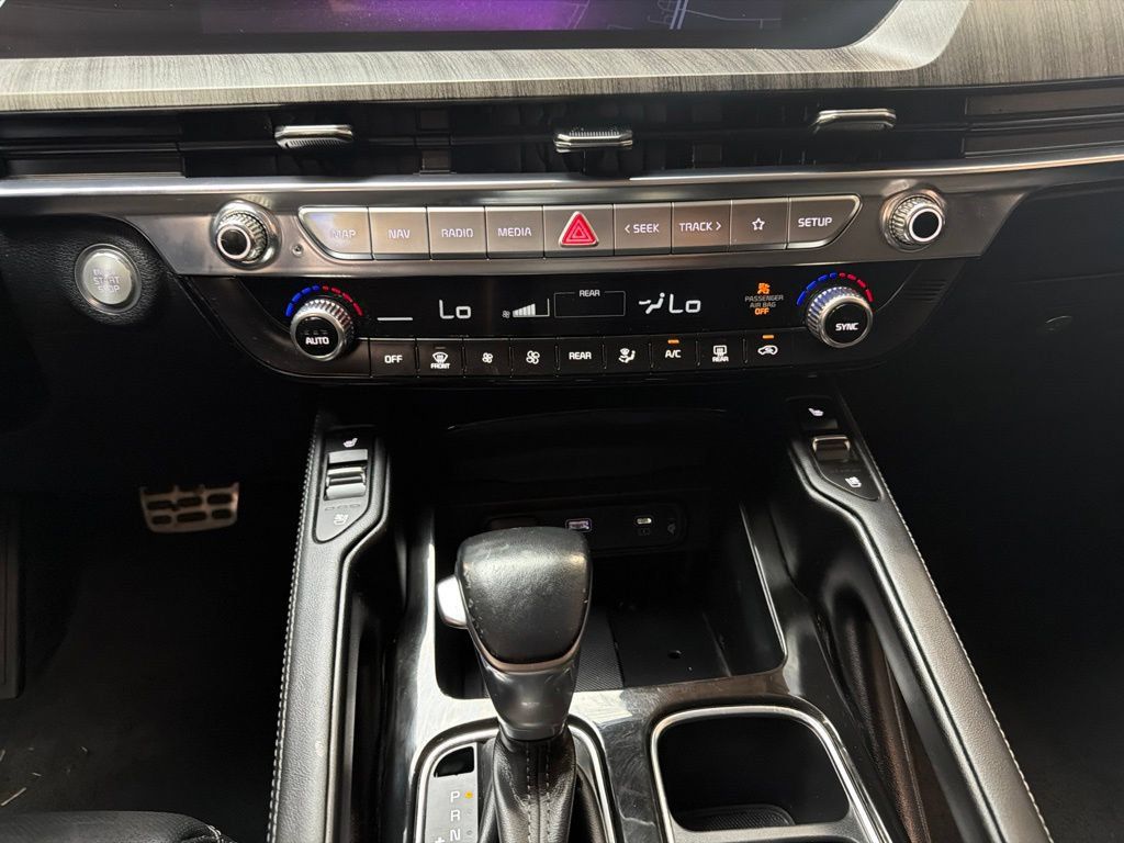 Used 2024 Kia Telluride SX FWD image 20