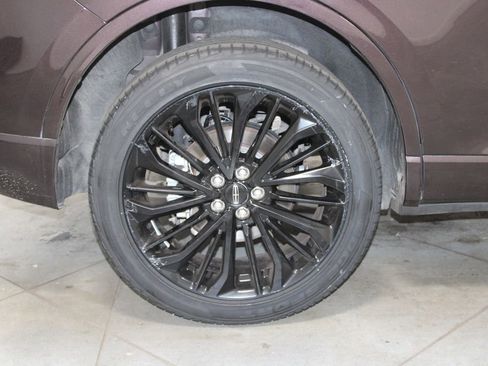 Used 2023 Lincoln Corsair Reserve w/ Jet Appearance Package AWD/4WD image 14