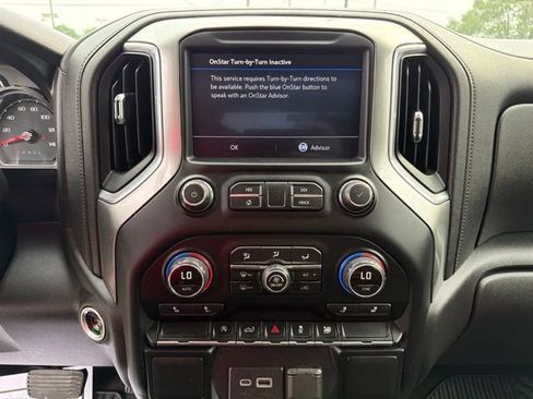 Used 2021 Chevrolet Silverado 1500 LT AWD/4WD image 21