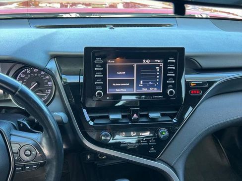 Certified 2021 Toyota Camry SE FWD image 22