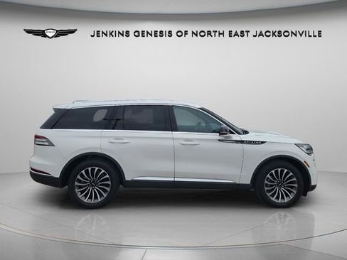 Used 2023 Lincoln Aviator Reserve w/ Equipment Group 201A image 4
