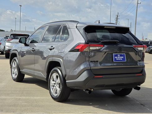 Used 2025 Toyota RAV4 XLE FWD image 7