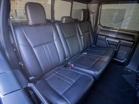 Used 2020 Ford F150 XLT w/ Equipment Group 302A Luxury AWD/4WD image 18