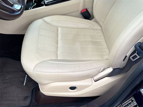 Used 2019 Mercedes-Benz GLE 400 4MATIC w/ Premium 1 Package image 21