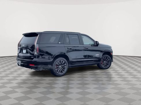 Used 2023 Cadillac Escalade V w/ LPO, ONYX Package image 8