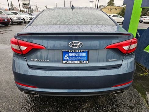 Used 2015 Hyundai Sonata Sport w/ Option Group 04 FWD image 4