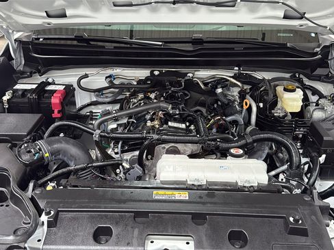 Certified 2025 Toyota Tacoma SR image 25