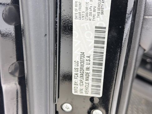 Certified 2024 Jeep Wrangler Willys image 43