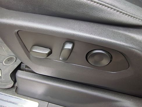 Certified 2023 GMC Sierra 1500 SLT w/ SLT Premium Package image 12