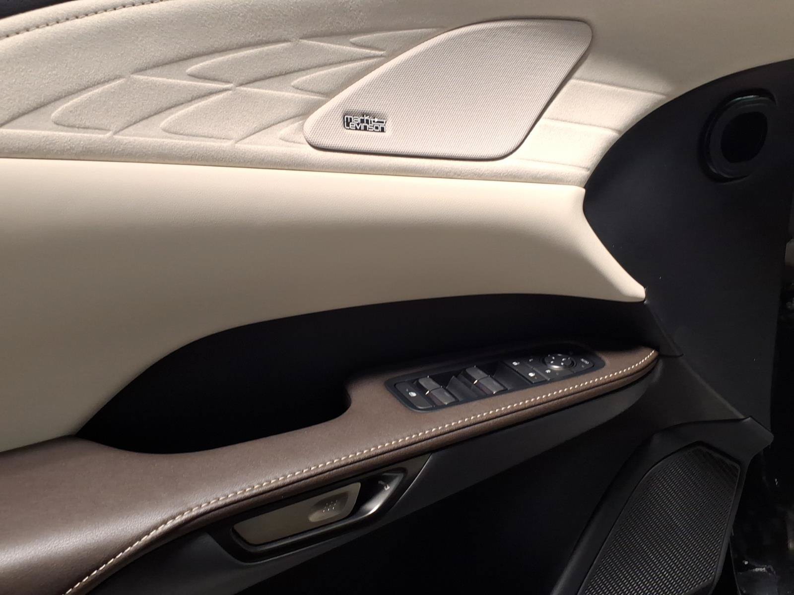 New 2026 Lexus RX 350 w/ Convenience Package AWD/4WD image 4