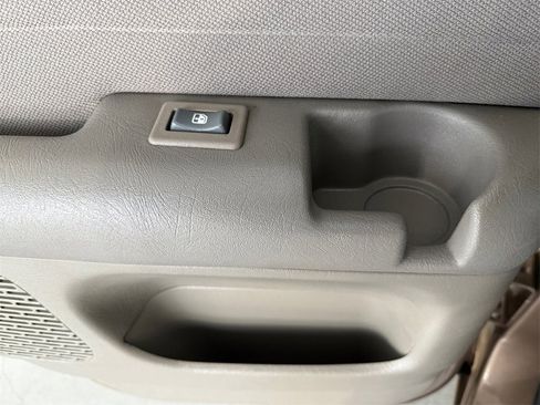 Used 2004 Chevrolet Blazer LS w/ Preferred Equipment Group image 26