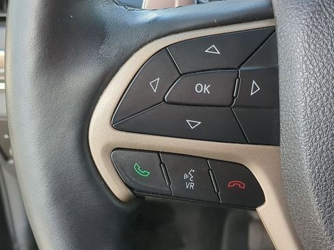 Used 2014 Jeep Grand Cherokee Overland image 27