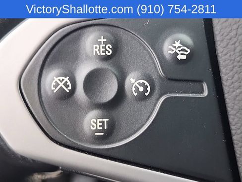 Used 2021 Chevrolet Colorado LT w/ Safety Package RWD image 11