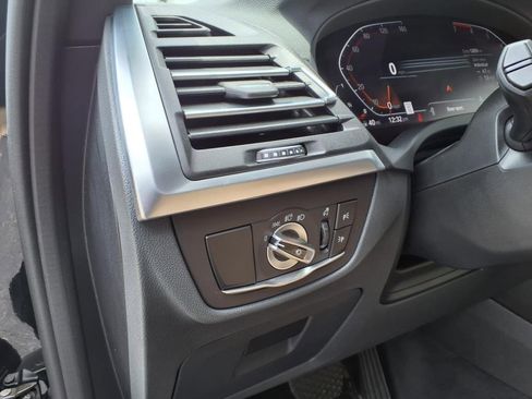 Used 2024 BMW X3 sDrive30i w/ Convenience Package w/ZPA image 7