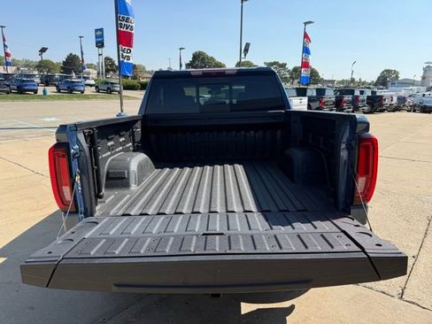 Used 2024 GMC Sierra 1500 Denali image 38