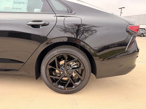New 2026 Kia K5 GT-Line image 8