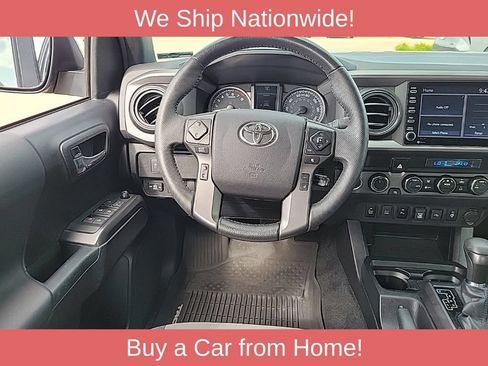Used 2021 Toyota Tacoma TRD Off-Road w/ Technology Package AWD/4WD image 12