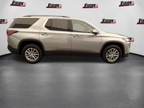 Used 2023 Chevrolet Traverse LT AWD/4WD image 4