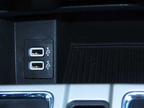 Certified 2019 Ford F150 Lariat image 32