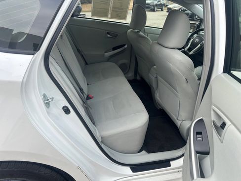 Used 2013 Toyota Prius Two image 13