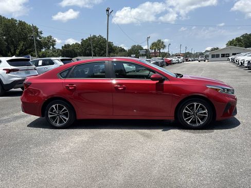 Used 2023 Kia Forte LXS FWD image 6