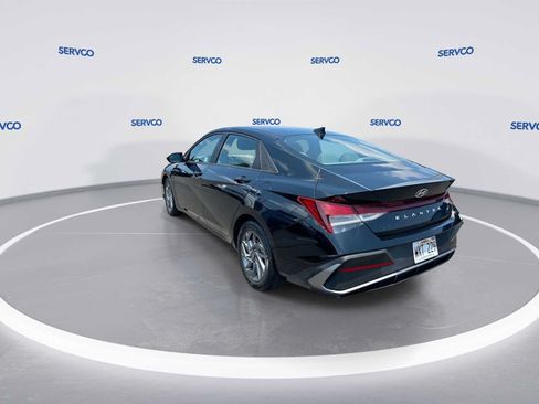 Used 2024 Hyundai Elantra SEL FWD image 6