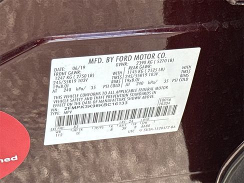 Used 2019 Ford Edge Titanium image 51