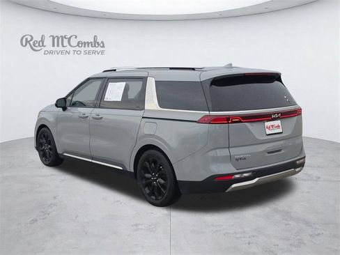 Used 2023 Kia Carnival SX Prestige FWD image 4