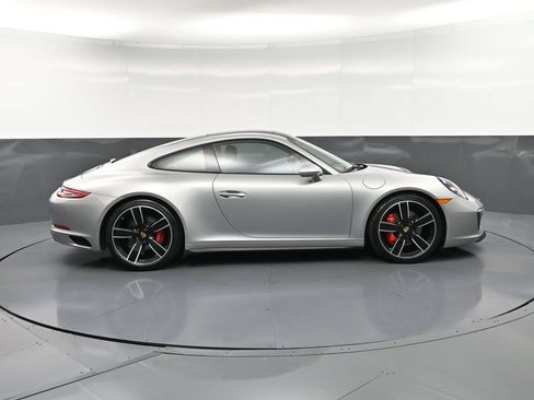 Certified 2019 Porsche 911 Carrera 4S AWD/4WD image 9