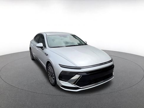 Used 2025 Hyundai Sonata SEL image 5