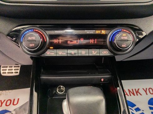 Used 2024 Kia Forte GT-Line w/ GT-Line Premium Package image 21