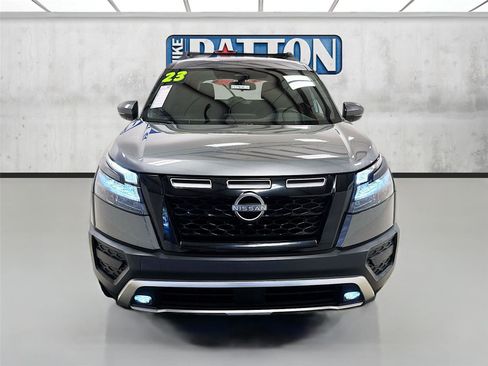 Used 2023 Nissan Pathfinder Rock Creek image 2