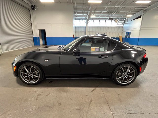 Used 2017 MAZDA MX-5 Miata RF Grand Touring RWD image 6