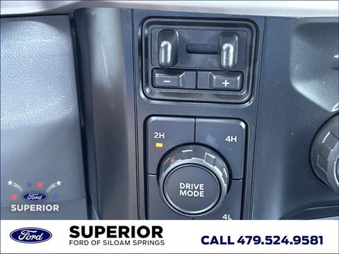 Used 2023 Ford F350 XLT AWD/4WD image 30