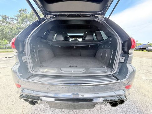Used 2018 Jeep Grand Cherokee Trackhawk w/ Trailer Tow Group IV AWD/4WD image 10
