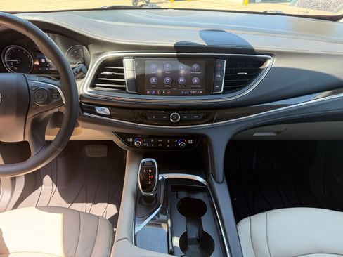 Used 2020 Buick Enclave Premium w/ Surround and Sites Package AWD/4WD image 20