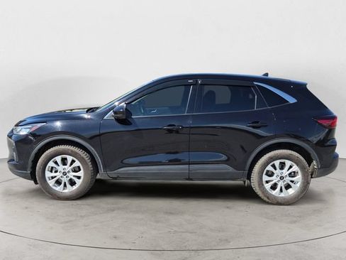 Used 2024 Ford Escape Active w/ Tech Pack #2 AWD/4WD image 2