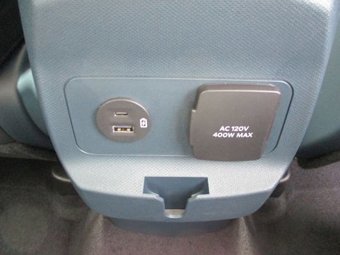 Used 2024 Ford Maverick Tremor w/ Tremor Off-Road Package image 22