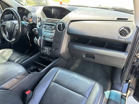 Used 2015 Honda Pilot Touring image 13
