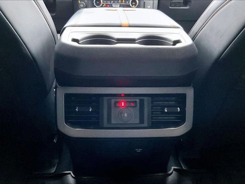 Used 2024 Ford F250 Platinum image 16