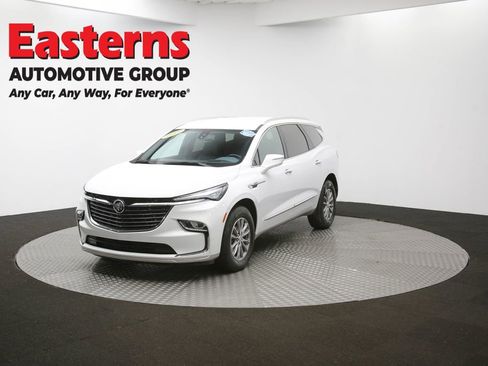 Used 2024 Buick Enclave Premium image 57