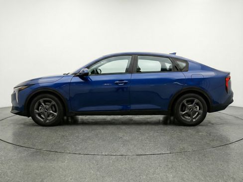 Used 2025 Kia K4 FWD image 3