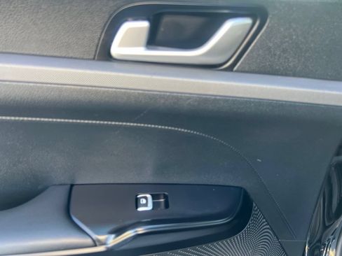 Used 2025 Kia K5 LXS FWD image 35