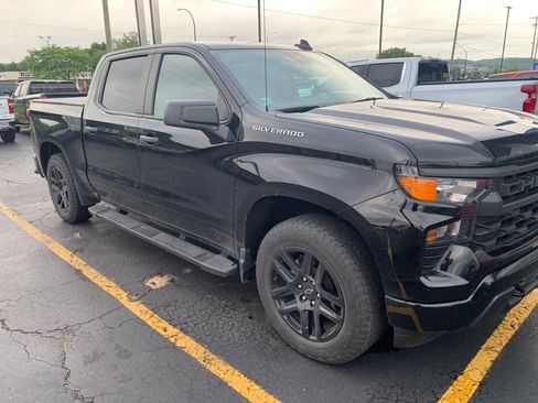 Used 2024 Chevrolet Silverado 1500 Custom AWD/4WD image 4