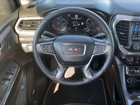 Used 2022 GMC Acadia AT4 w/ Technology Package image 6